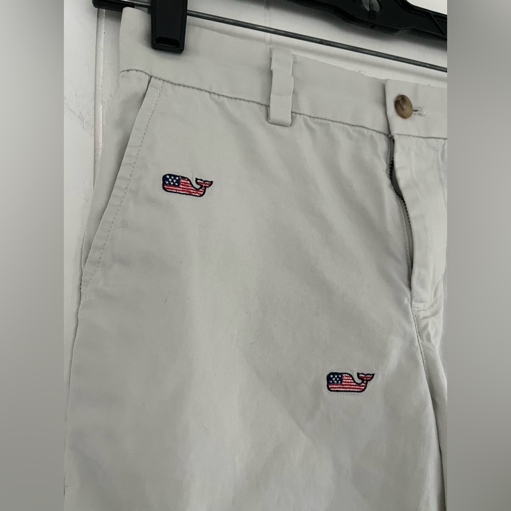 Vineyard Vines Breaker Shorts American Flag Whale Embroidered Patriotic Size 10 - Picture 2 of 8